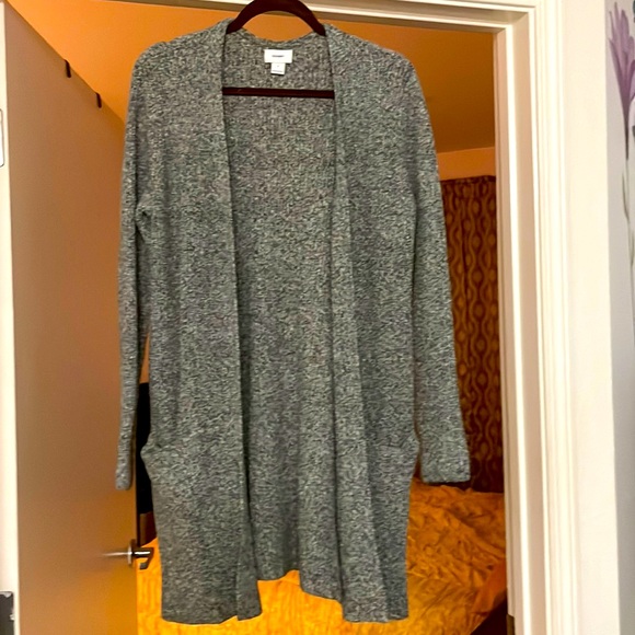 Gray Old Navy Size Small Cardigan Sweater - Picture 1 of 2